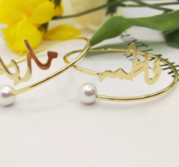 Customized Name Bangle – Personalized Birthday Gift for Girlfriend (Gold & Silver)